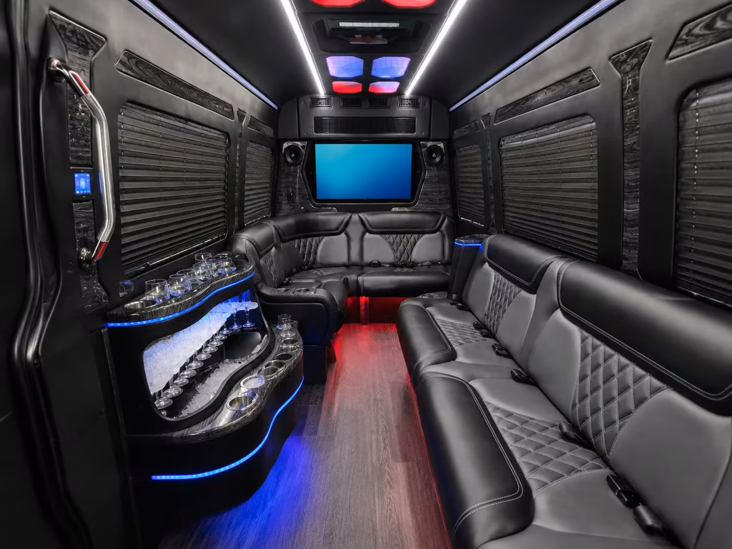 cape coral corporate transportation for construction crews and worksite shuttles