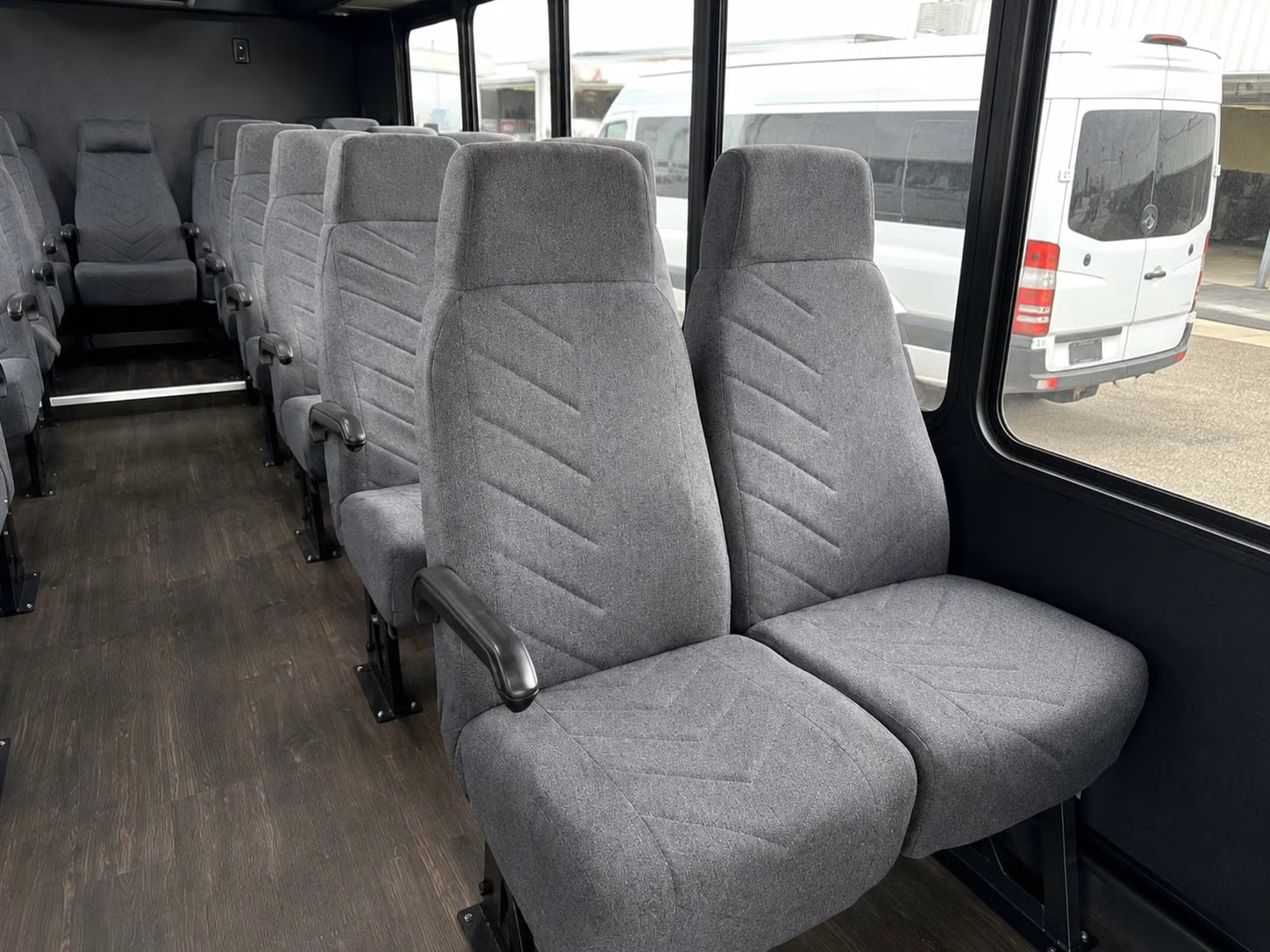minibus rentals for cape coral youth group trips